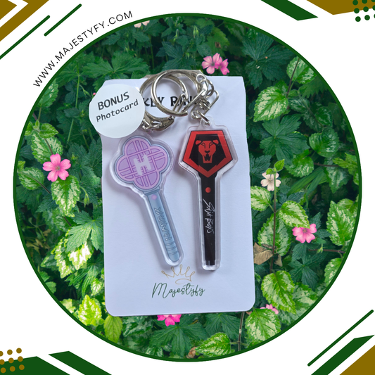 Kpop Demon Hunter Keychains (Bonus Photo Card)